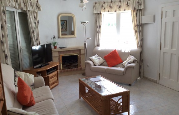 Villa for rent with Alicante Holiday Lets, living room