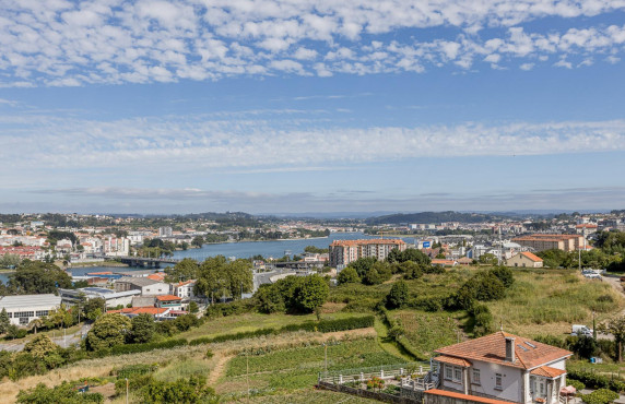 For Sale - Pisos - A Coruña - de Pedralonga