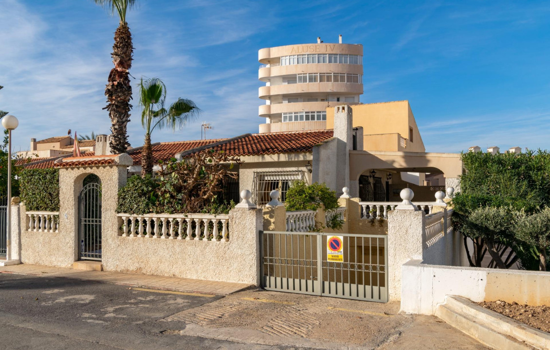 Venta - Casas o chalets - La Manga - Aluse