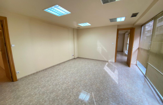 Long Rental Period - Locales - Elche - DR CARO