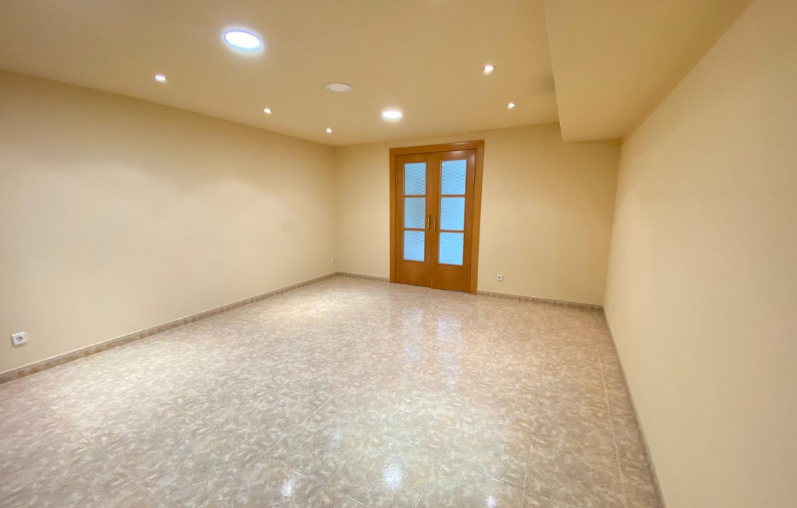 Long Rental Period - Locales - Elche - DR CARO