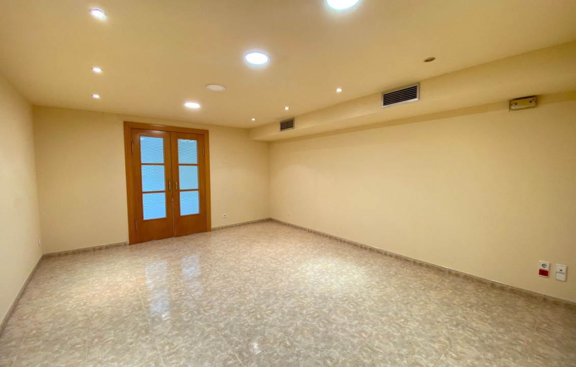 Long Rental Period - Locales - Elche - DR CARO