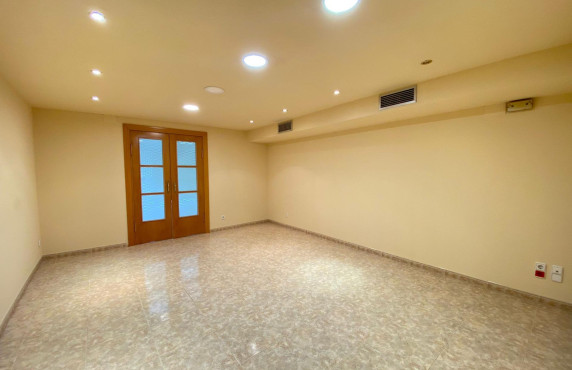 Long Rental Period - Locales - Elche - DR CARO