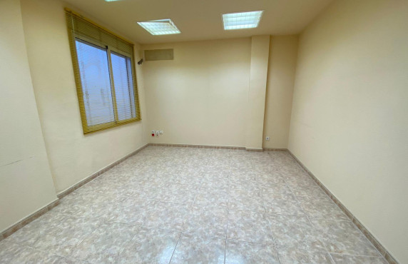 Long Rental Period - Locales - Elche - DR CARO