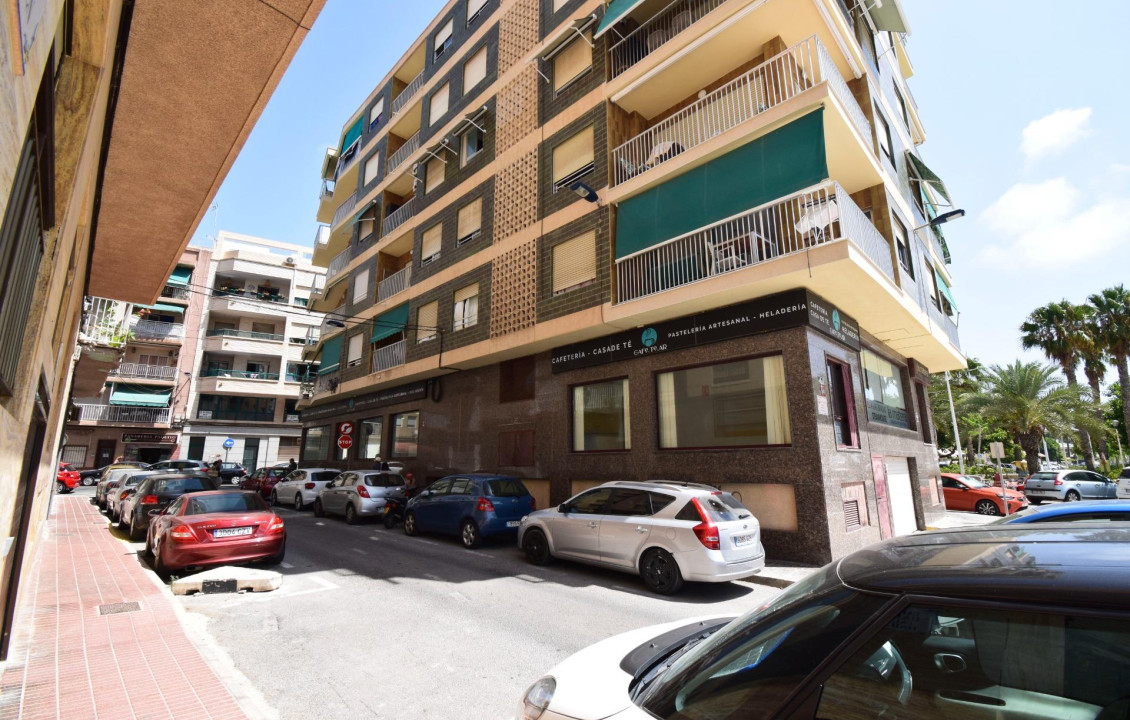 Venta - Locales - Santa Pola - Avenida de Santiago Bernabéu