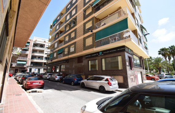 Venta - Locales - Santa Pola - Avenida de Santiago Bernabéu