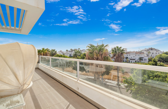 Venta - Pisos - Marbella - AV MAR MEDITERRANEO 47 Es:2 Pl:03 Pt:07 CJTO JADE