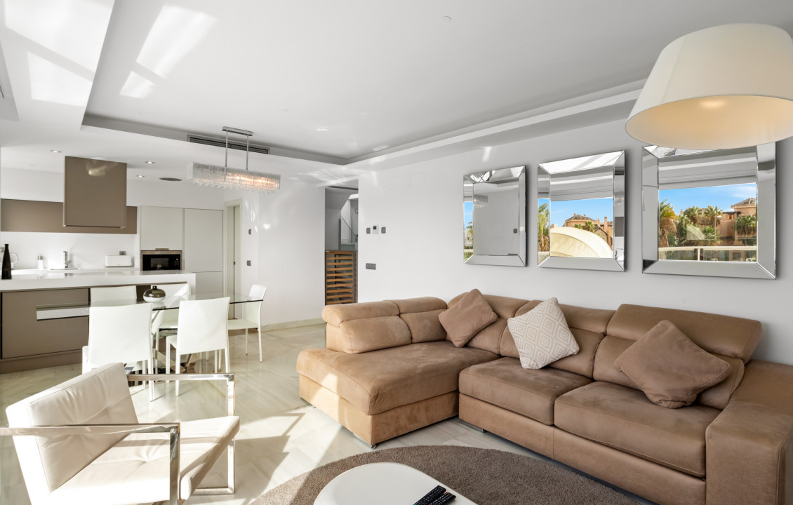 For Sale - Pisos - Marbella - AV MAR MEDITERRANEO 47 Es:2 Pl:03 Pt:07 CJTO JADE