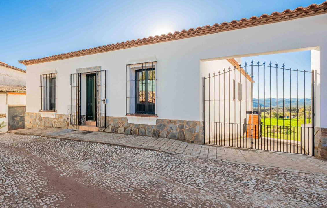 For Sale - Casas o chalets - Cañaveral de León - Calle de Huelva