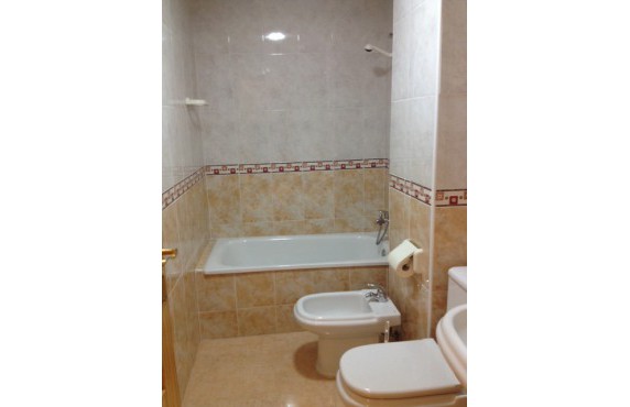 Bathroom. Alicante Holiday Lets. Almoradi 