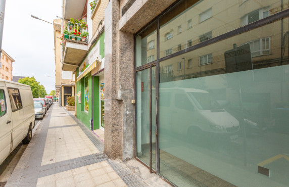 Venta - Locales - Berriozar - avenida guipuzkoa, 30