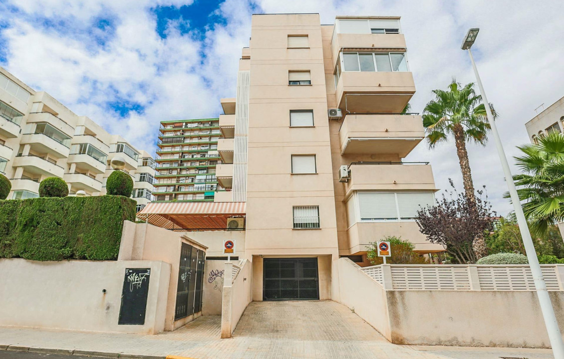 For Sale - Pisos - Arenales del sol - Coruña