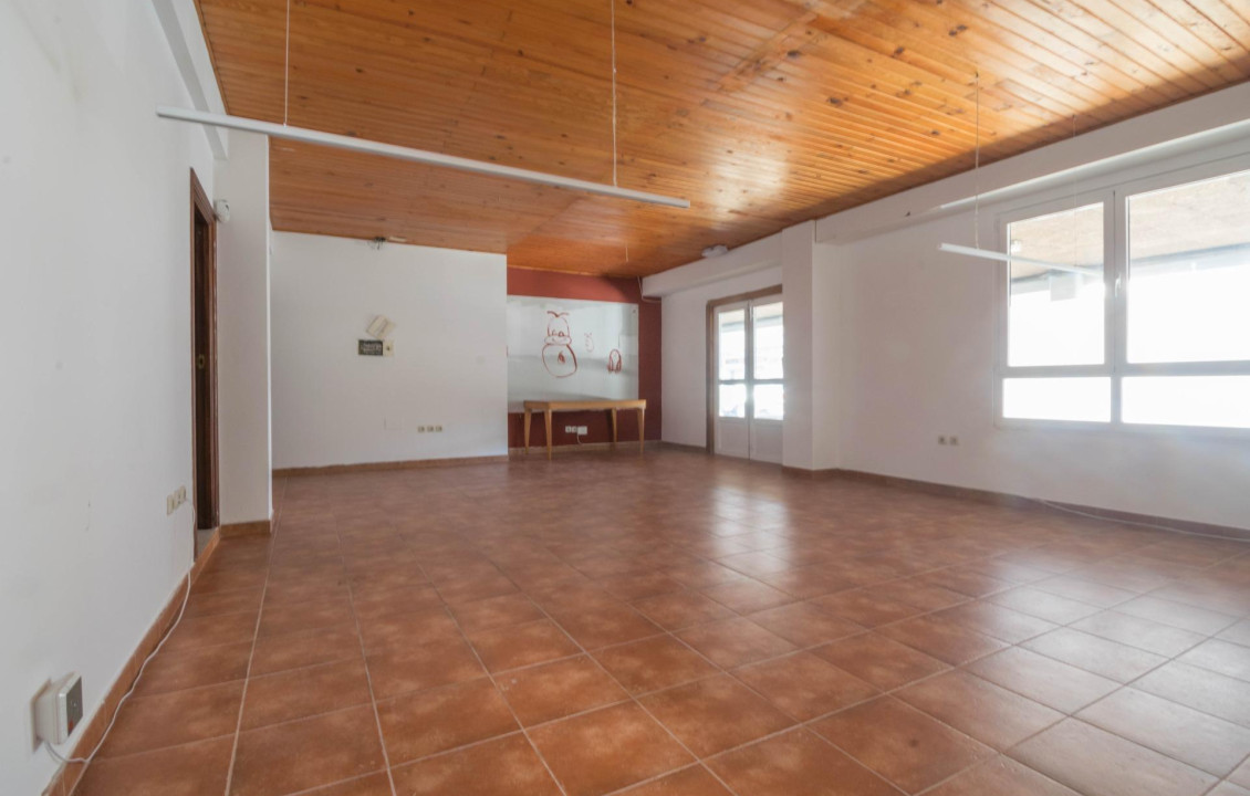 Venta - Locales - Cambre - Calle Temple