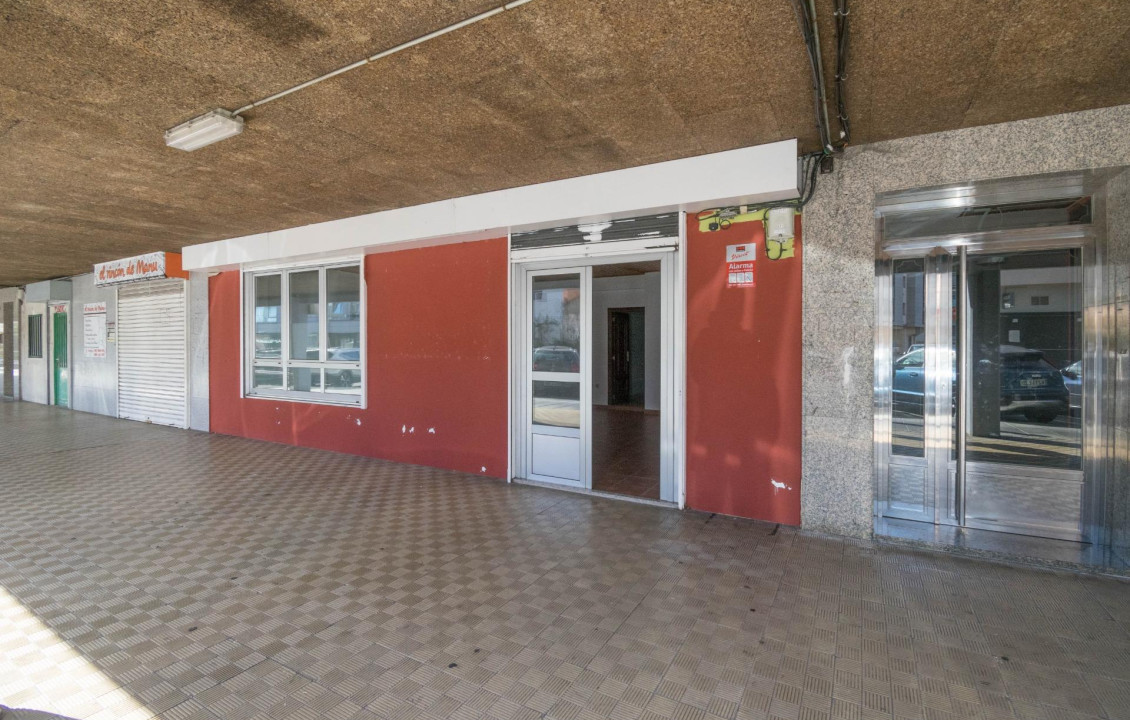 Venta - Locales - Cambre - Calle Temple