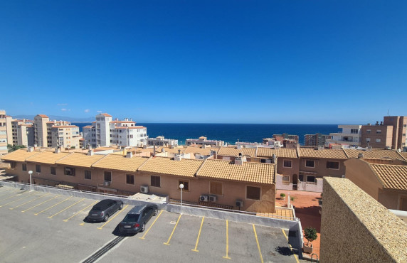 Venta - Casas o chalets - Arenales del sol - avda Costa Blanca, 31