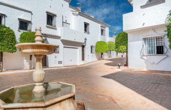 Venta - Casas o chalets - Marbella - Av. del Prado, 77