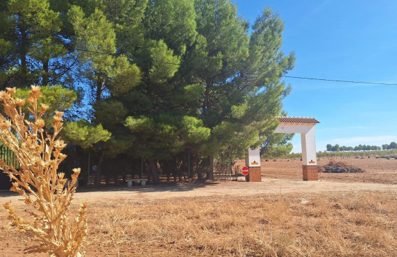 Venta - Casas o chalets - Quintanar de la Orden - DISEMINADO