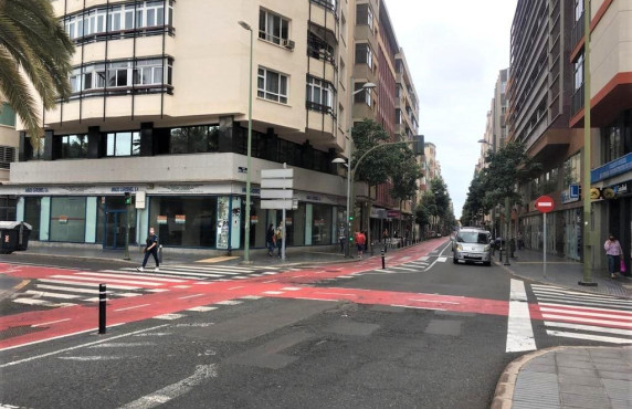 Venta - Garajes - Las Palmas de Gran Canaria - Calle León y Castillo