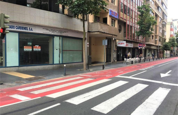 Venta - Garajes - Las Palmas de Gran Canaria - Calle León y Castillo