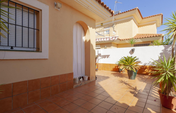 For Sale - Casas o chalets - Bollullos de la Mitación - Calle Segura