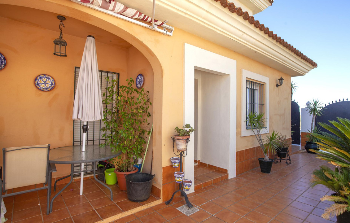 Venta - Casas o chalets - Bollullos de la Mitación - Calle Segura