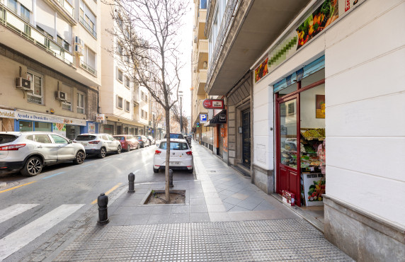 For Sale - Locales - Granada - Calle Pedro Antonio de Alarcón