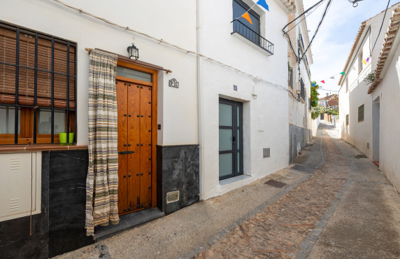 Venta - Casas o chalets - El Valle - Calle Iglesia, 21