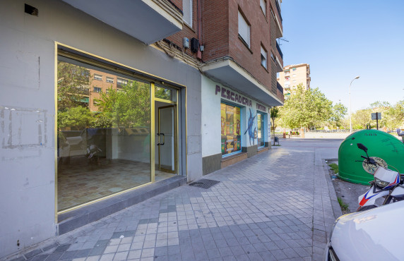 For Sale - Locales - Granada - Calle PRIMAVERA 18, prta:06, esc: 1