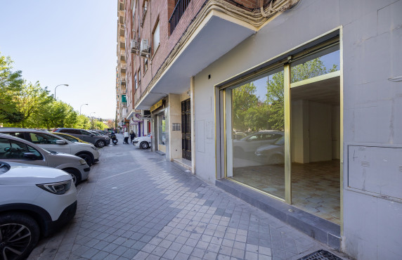 For Sale - Locales - Granada - Calle PRIMAVERA 18, prta:06, esc: 1