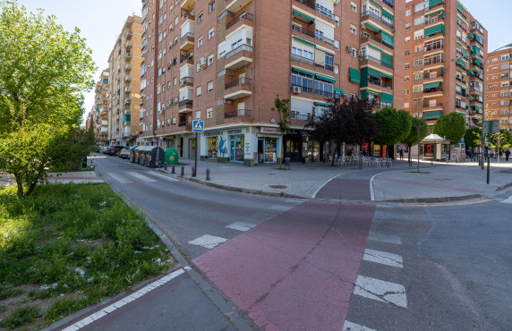 For Sale - Locales - Granada - Calle PRIMAVERA 18, prta:06, esc: 1