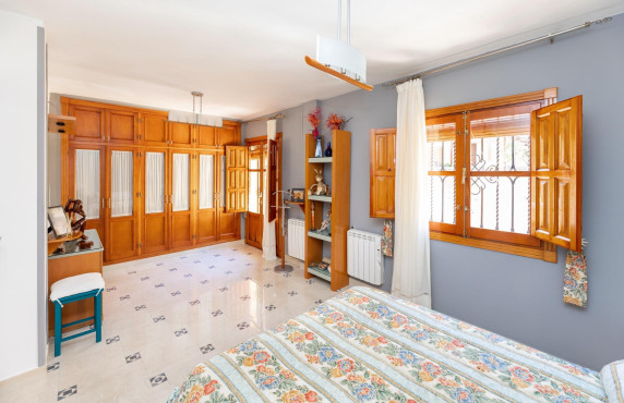 For Sale - Casas o chalets - Cenes de la Vega - Calle María Pinet