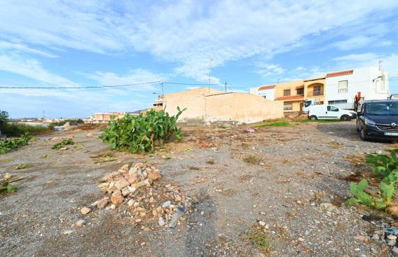 Venta - Fincas y solares - Adra - Calle de la Trinchera