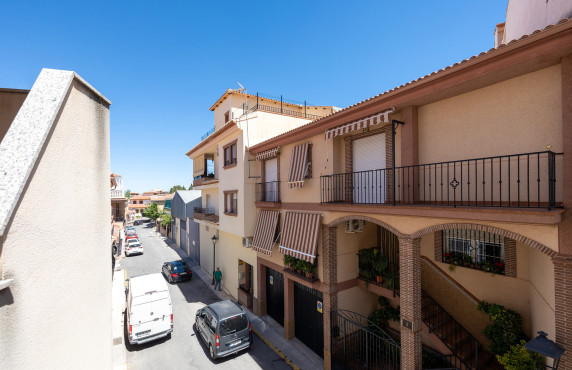 Venta - Fincas y solares - Cogollos de la Vega - Calle Fuente del Peral