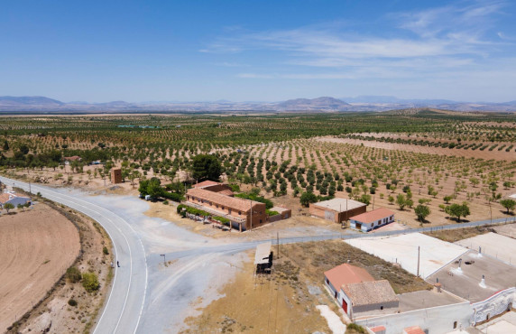 Venta - Casas o chalets - Baza - Calle las Viñas