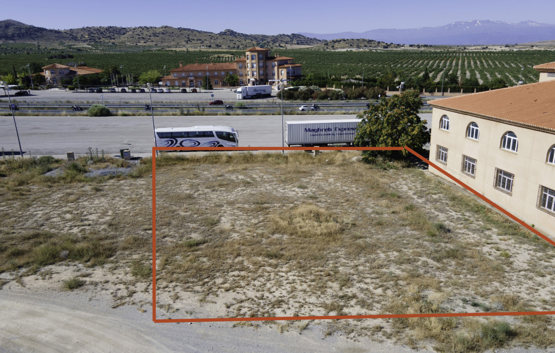 Venta - Fincas y solares - Baza - Carretera A-92, 8