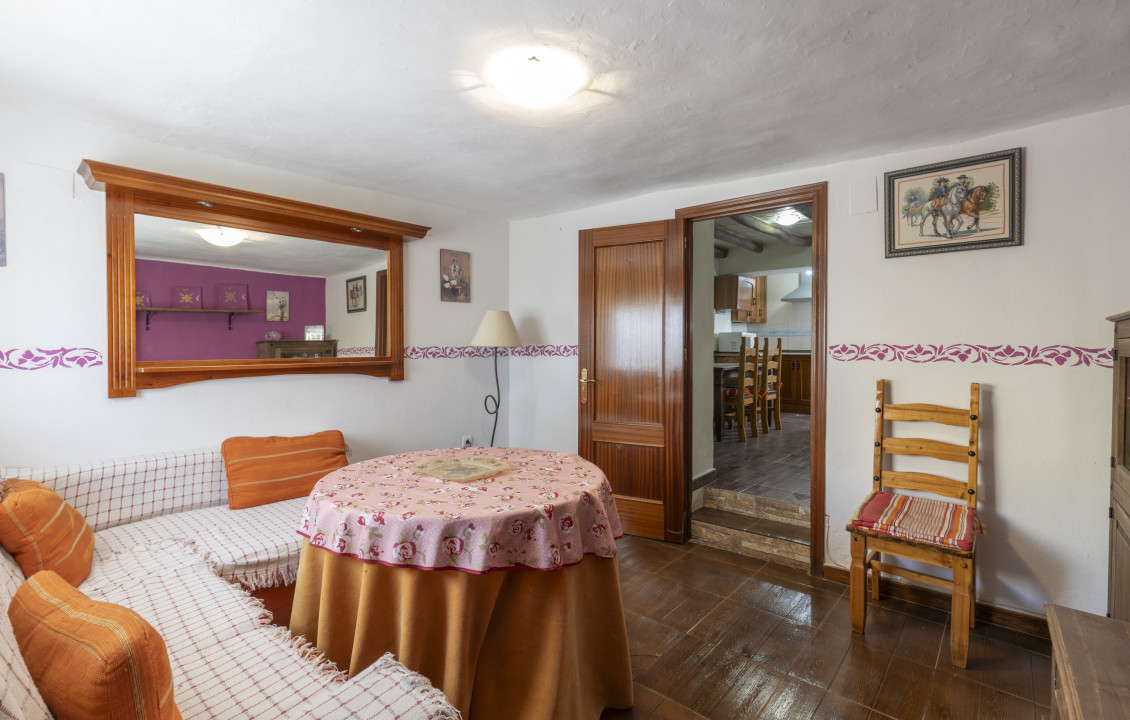 Venta - Casas o chalets - Agrón - C. la Fuente, 13