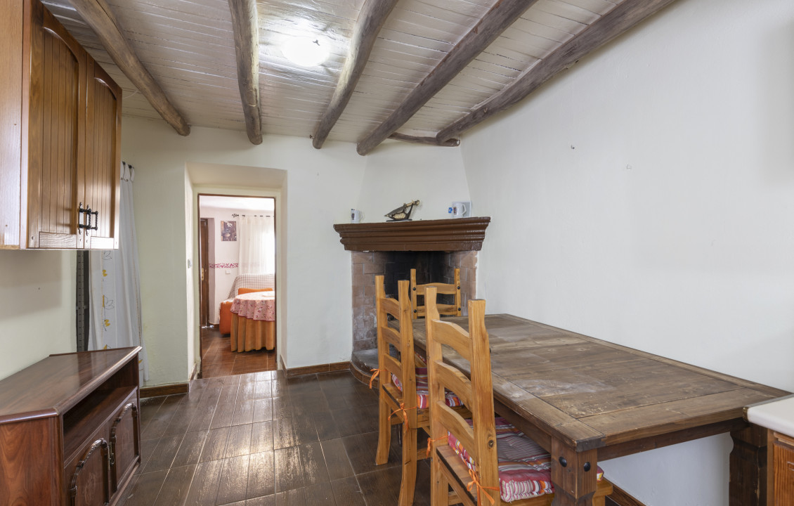 Venta - Casas o chalets - Agrón - C. la Fuente, 13