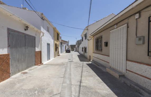 Venta - Casas o chalets - Agrón - C. la Fuente, 13