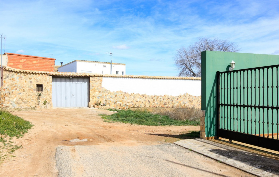 Venta - Fincas y solares - Requena - AIRE DUQUES