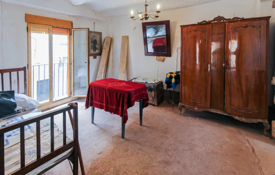 Venta - Casas o chalets - Puebla de San Miguel - IGLESIA