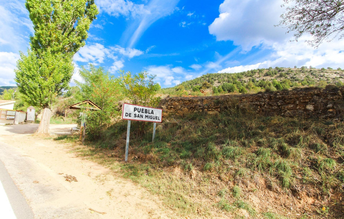 Venta - Casas o chalets - Puebla de San Miguel - IGLESIA