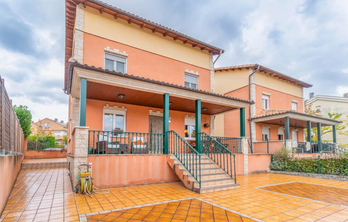 Venta - Casas o chalets - Zizur Mayor-Zizur Nagusia - Calle de Bidegaina