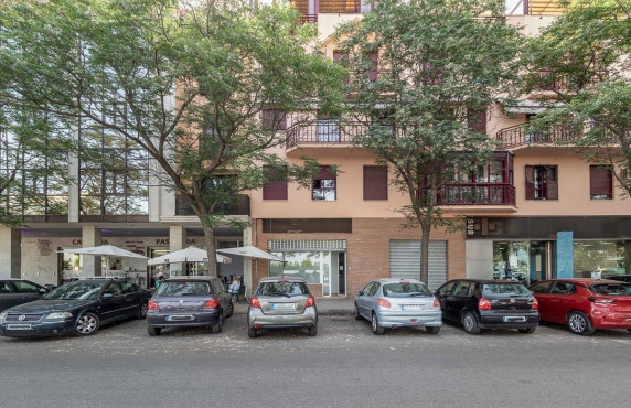 For Sale - Locales - Granada - Calle la Taha