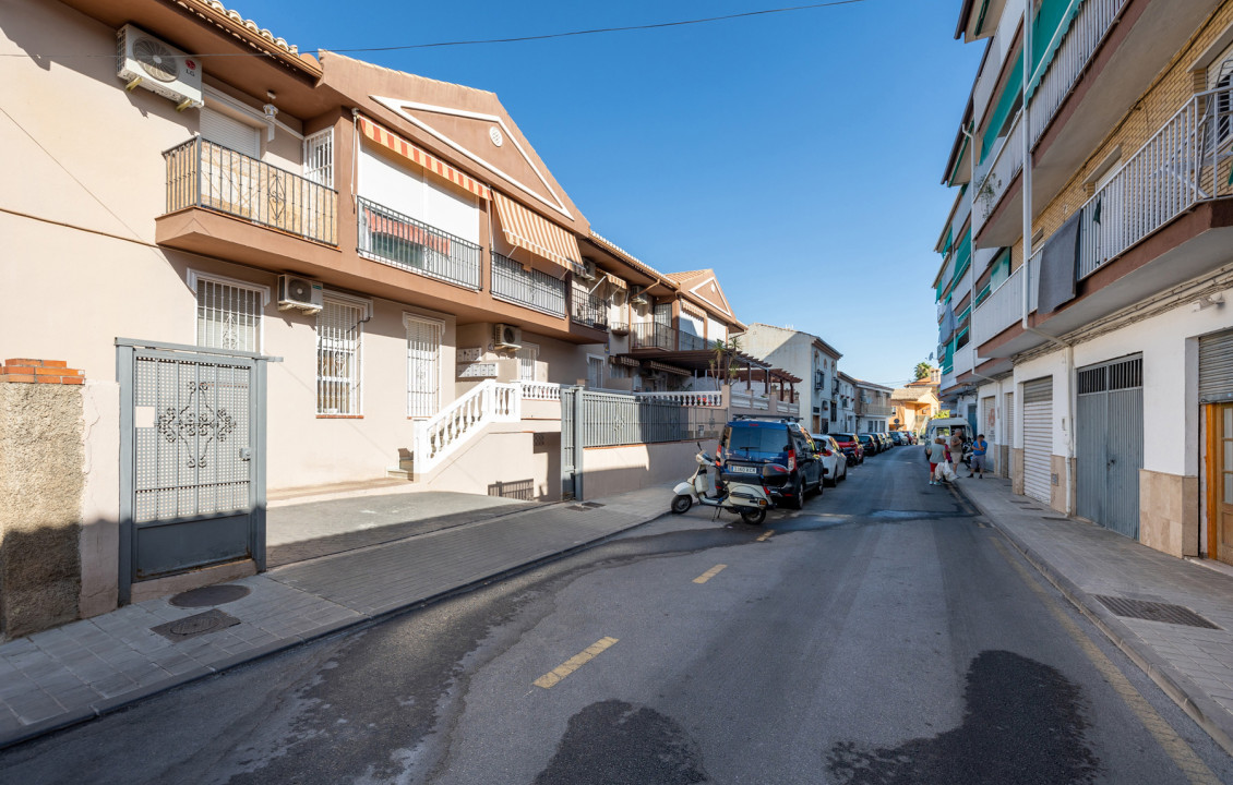 For Sale - Garajes - Huétor Vega - Calle Casería