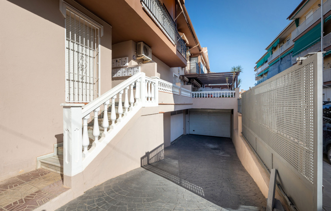 For Sale - Garajes - Huétor Vega - Calle Casería