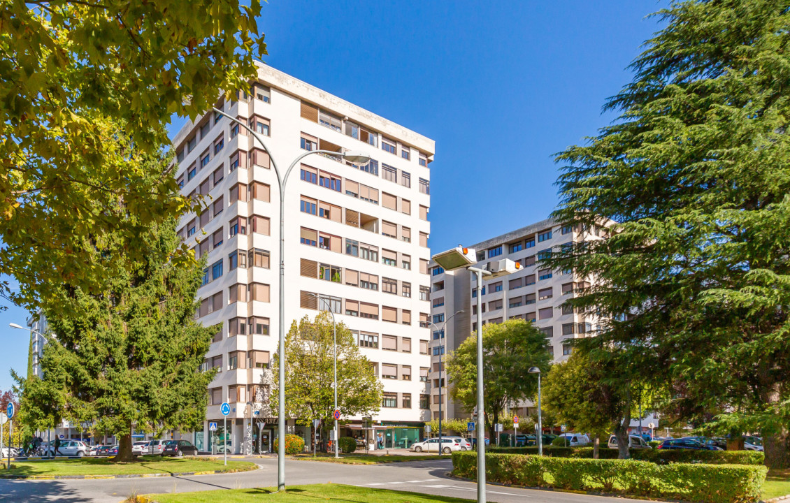 Venta - Pisos - Barañain - Avenida central, 12