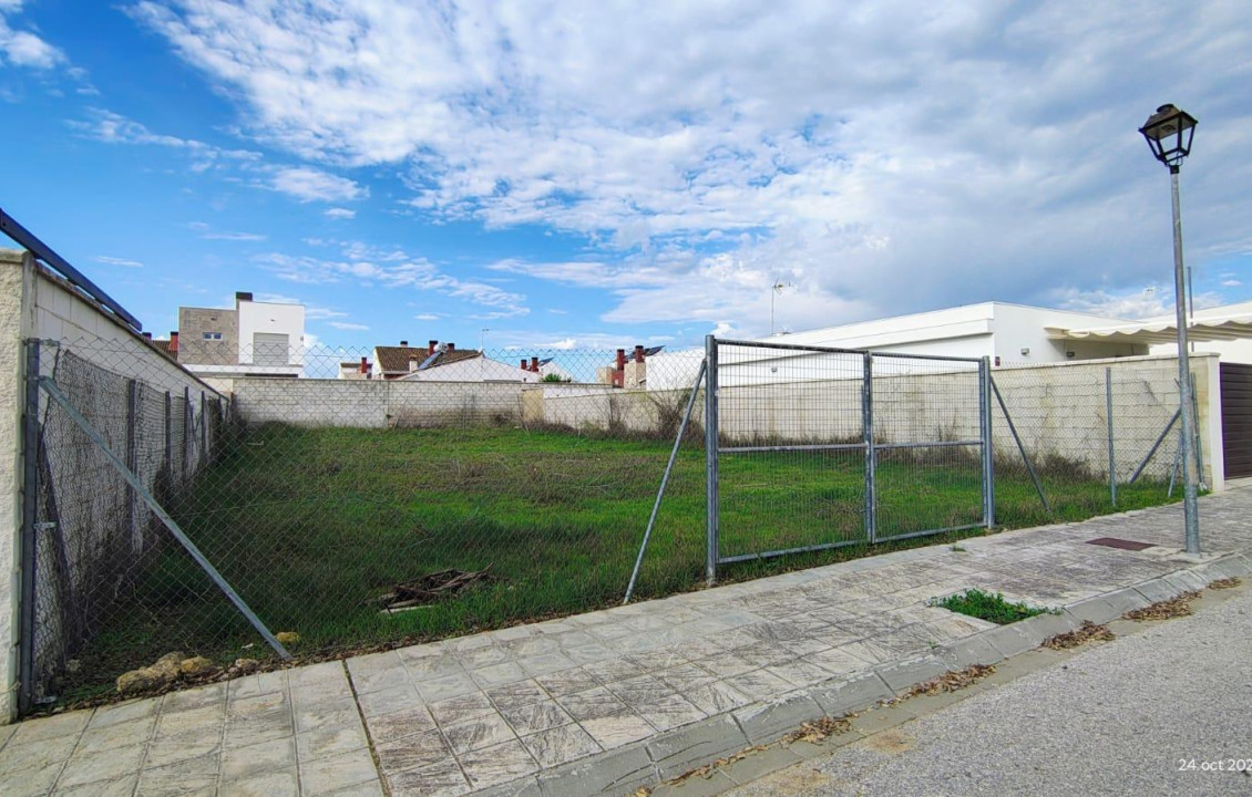 Venta - Fincas y solares - Palomares del Río - Calle Hacienda de Córdoba