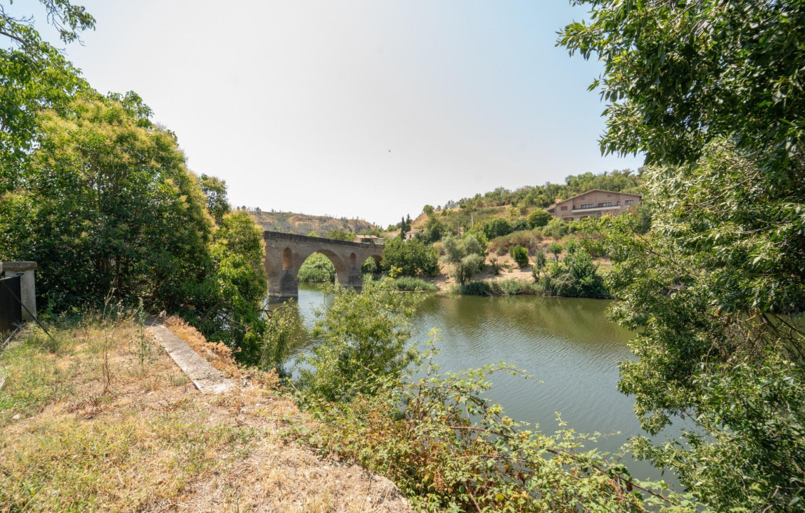 Venta - Locales - Puente la Reina-Gares - Txori