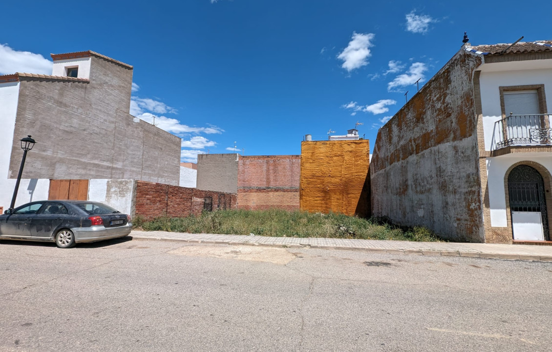 Venta - Fincas y solares - Guillena - Calle Cruz de la Mujer