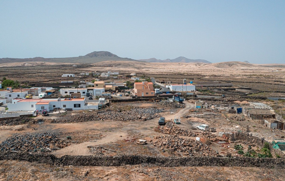 Venta - Fincas y solares - La Oliva - San Antonio